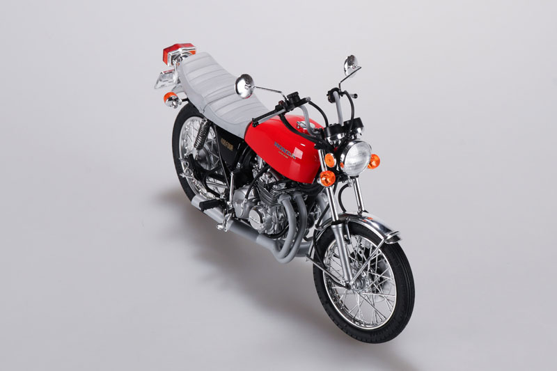 TOY-SCL3-85573_02.jpg