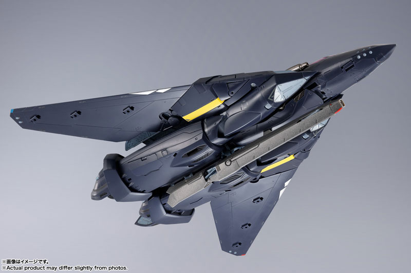 中古】(本体A/箱B)DX超合金 VF-17S ナイトメアステルスバルキリー