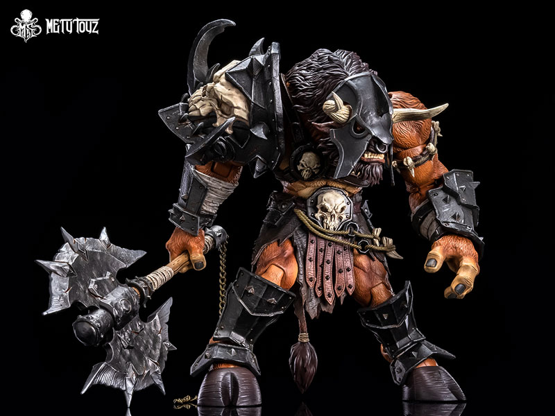 冒険者の世界 Tauren Warrior 1/10スケール可動フィギュア