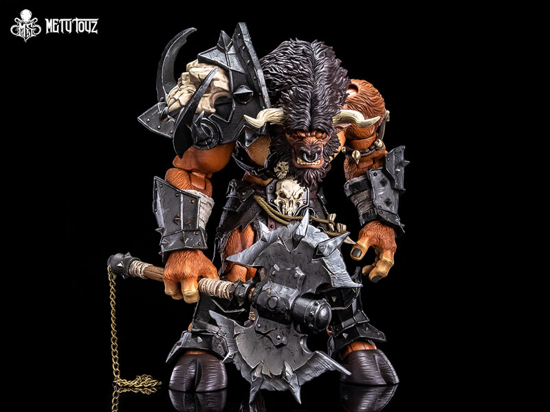 冒険者の世界 Tauren Warrior 1/10スケール可動フィギュア