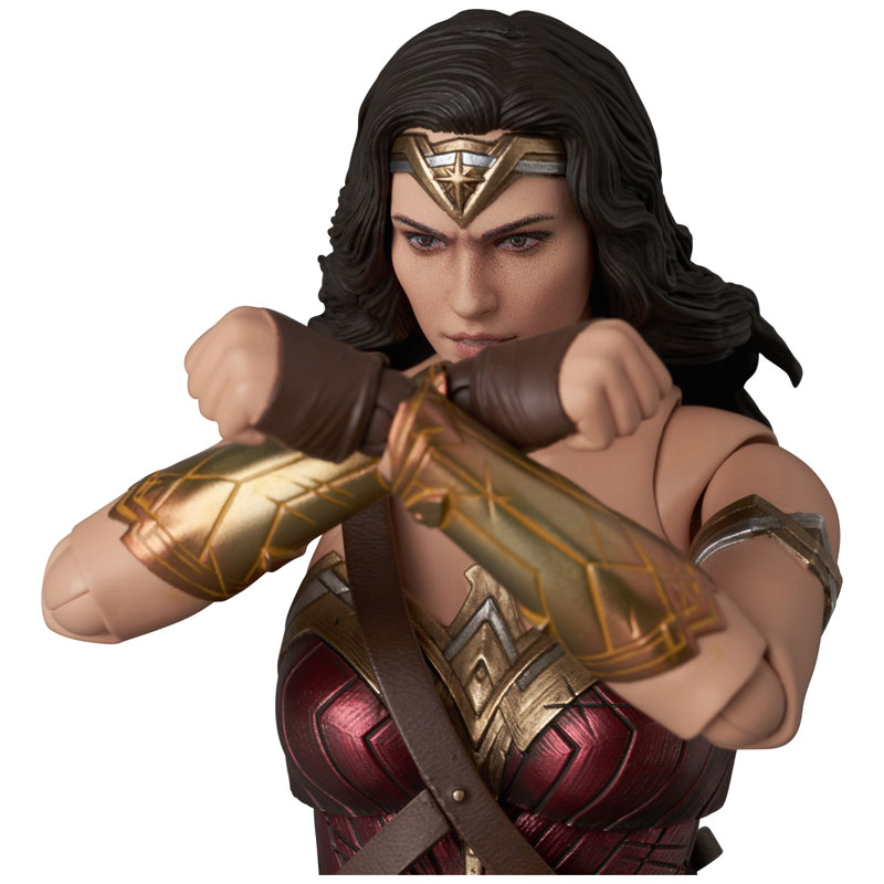 マフェックス No.296 MAFEX WONDER WOMAN(ZACK SNYDER’S JUSTICE LEAGUE Ver.)