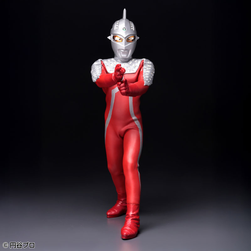 FIGURE-196298_03.jpg
