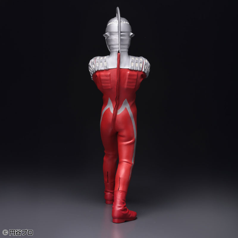 FIGURE-196298_07.jpg