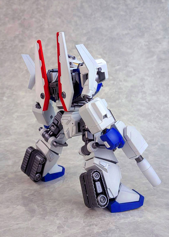 經典機人《亞空大作戰》主角機「Slungle」模型化!BellFine 發表可三段變形組裝套件 2 經典機人《亞空大作戰》主角機「Slungle」模型化!BellFine 發表可三段變形組裝套件