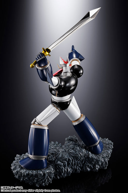 FIGURE-196630_12.jpg