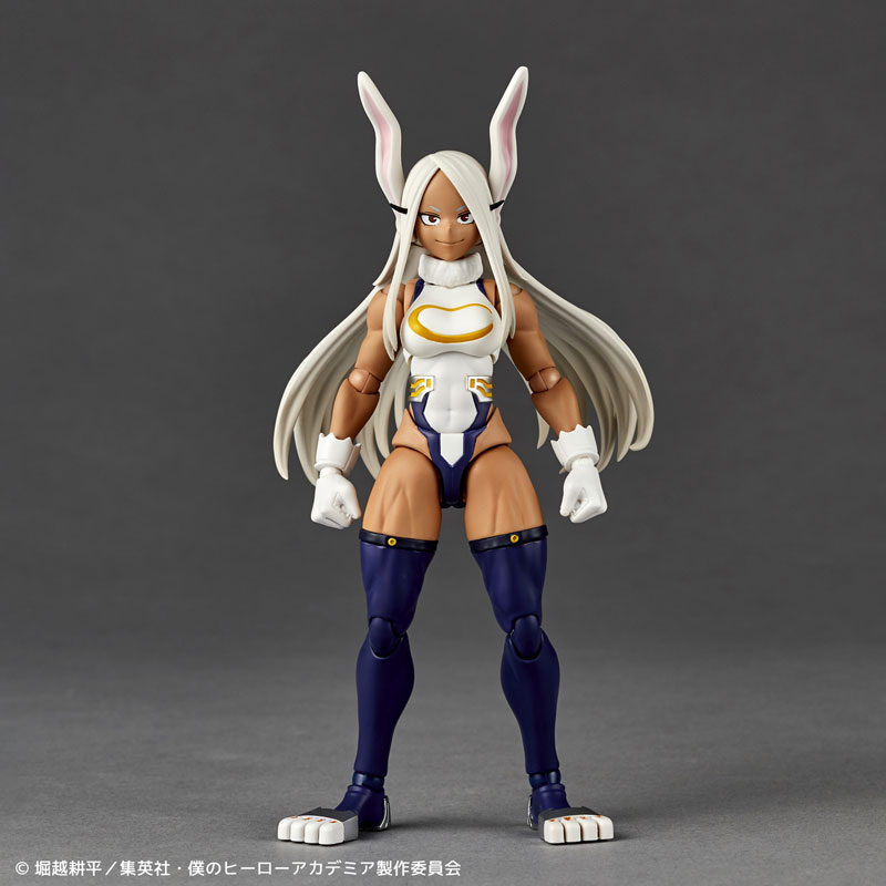 FIGURE-197697_03.jpg