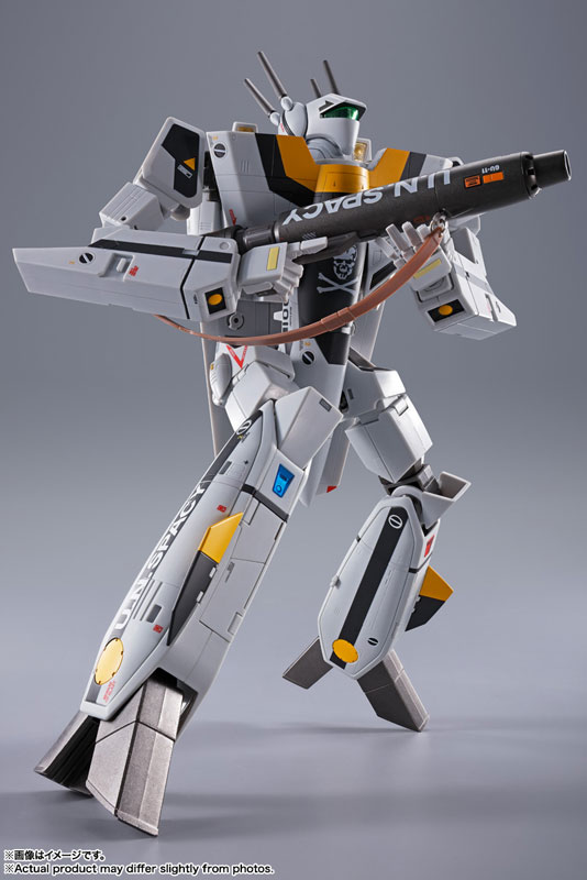 FIGURE-197744_06.jpg