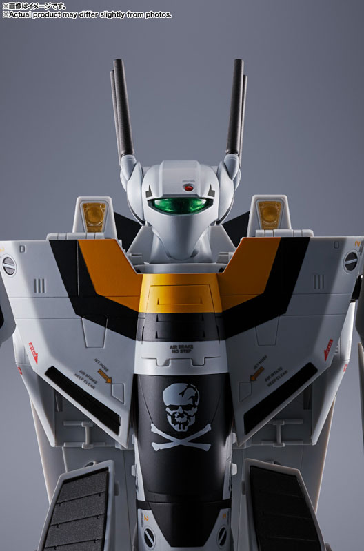 FIGURE-197744_07.jpg