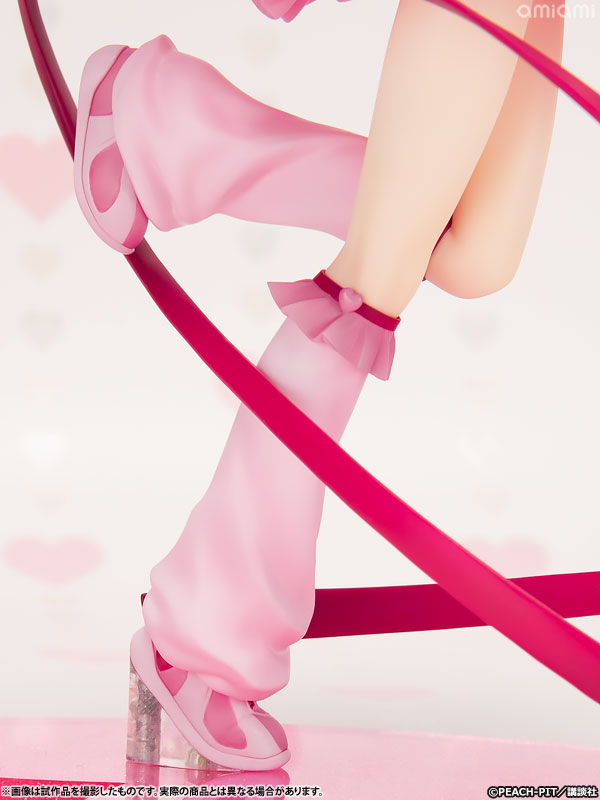 斜め右正面からの全体 アミュレットハート 1/7 フィギュア