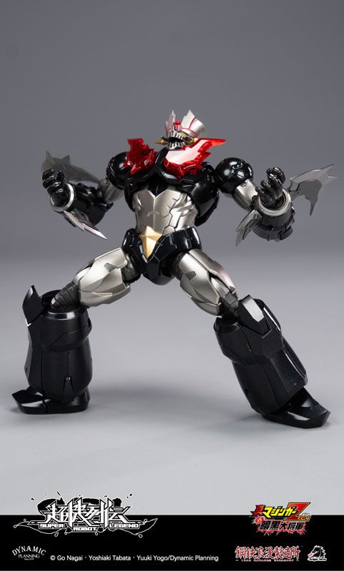 FIGURE-198775_05.jpg