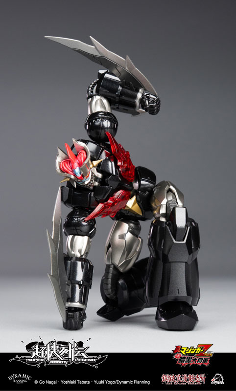 FIGURE-198775_06.jpg