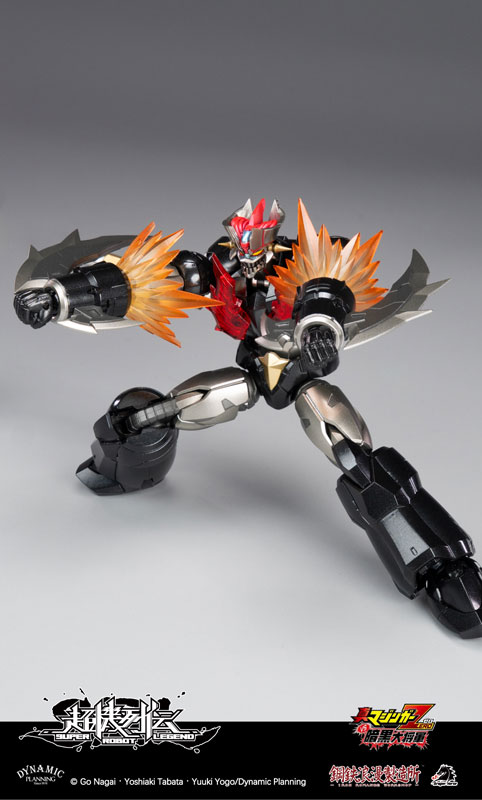 FIGURE-198775_09.jpg