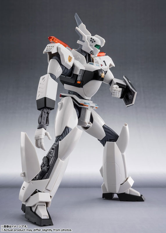 FIGURE-199001_05.jpg