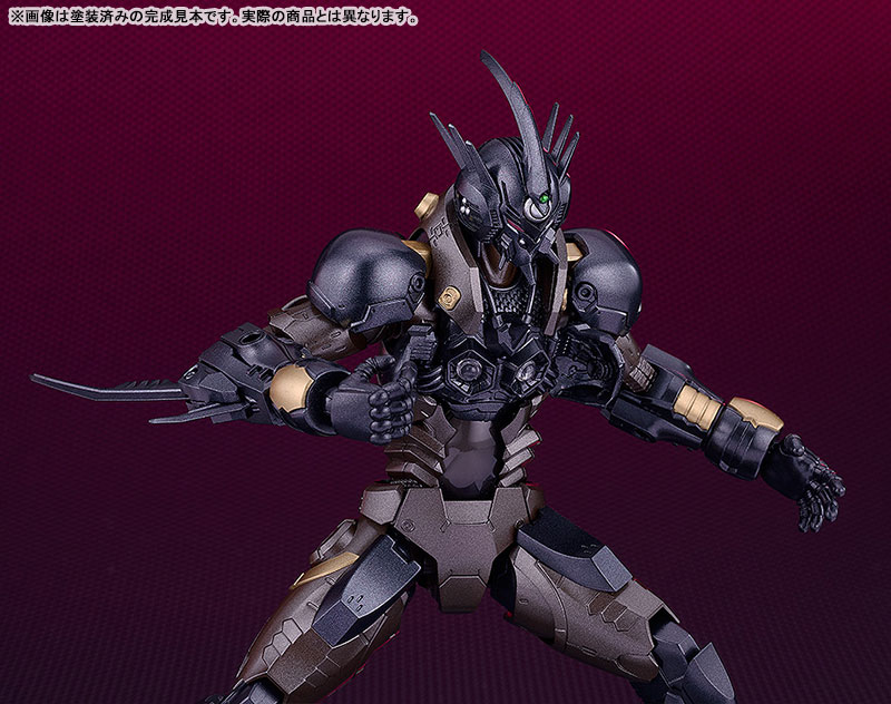 FIGURE-199600_07.jpg