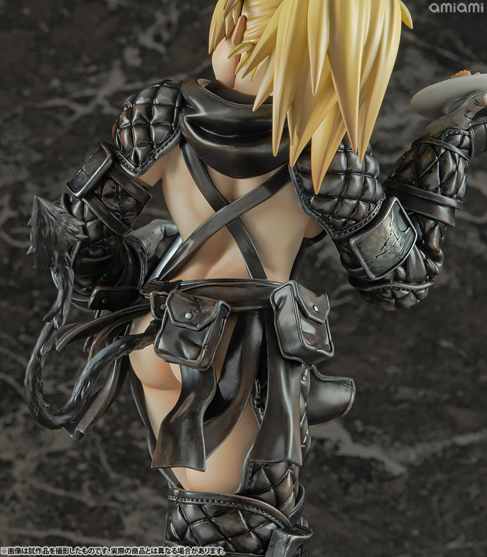 FIGURE-199629_17.jpg