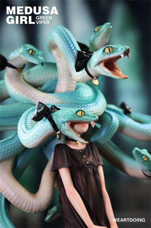 メデューサガール グリーンバイパー 完成品フィギュア 鮮やかな彩色ディテール
