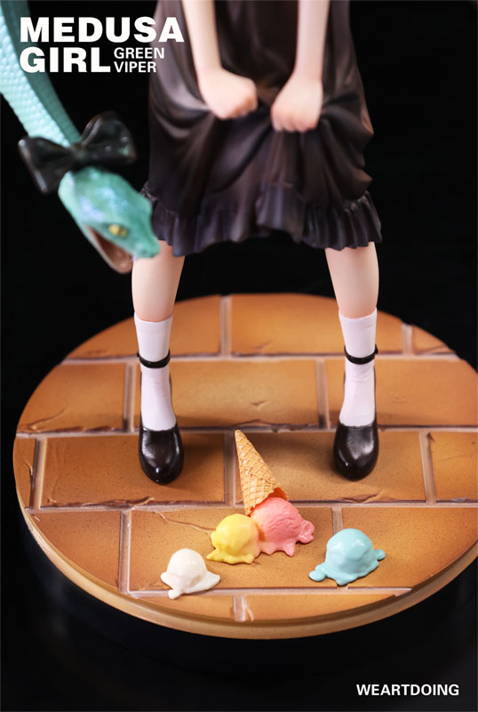 メデューサガール グリーンバイパー フィギュア 表情と細部アップ