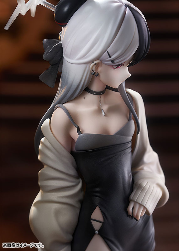 ブルーアーカイブ カヨコ ドレス 1/7 フィギュア マックスファクトリー 予約開始 カーディガン側面