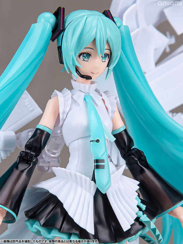 初音ミク プラモデル 歌い顔パーツ アップ画像