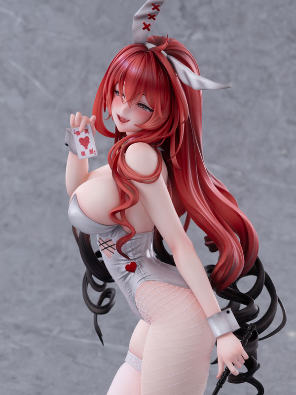 FIGURE-199830_07.jpg