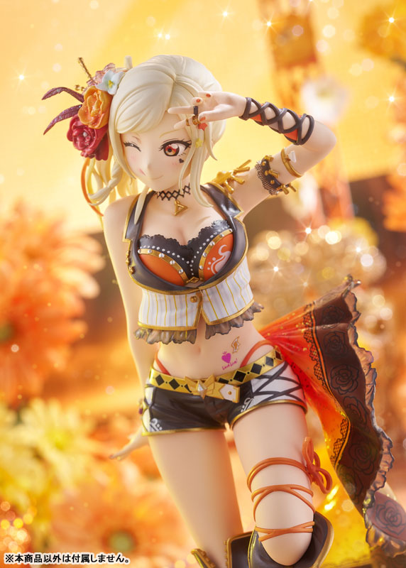 宮下愛 フィギュア 背面ビュー 衣装構造