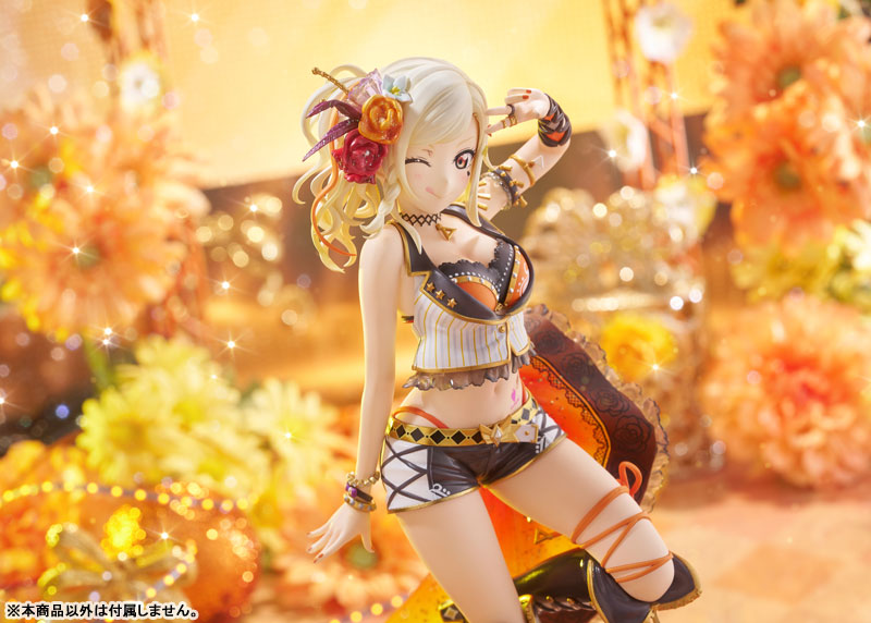 宮下愛 フィギュア 横から 衣装 ディテール 造形