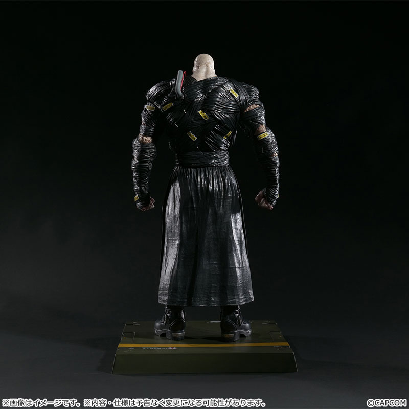 FIGURE-199945_09.jpg