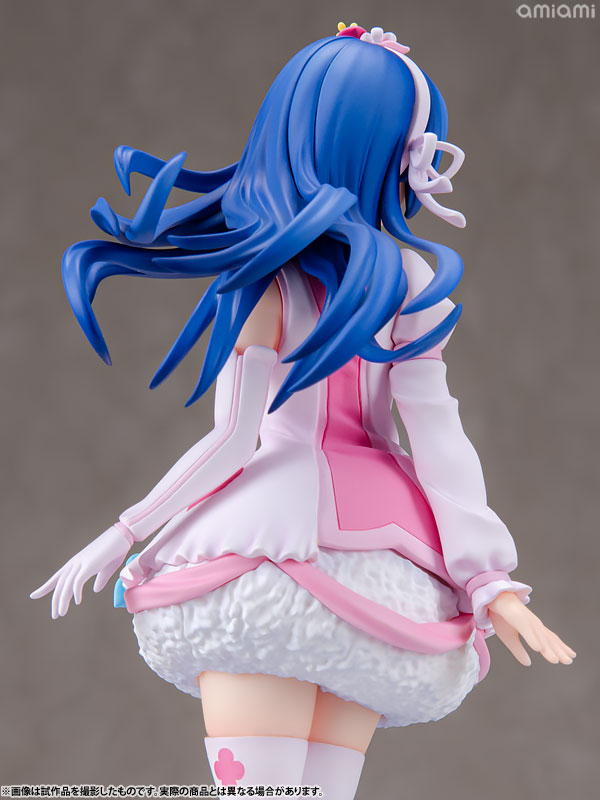 FIGURE-200079_15.jpg