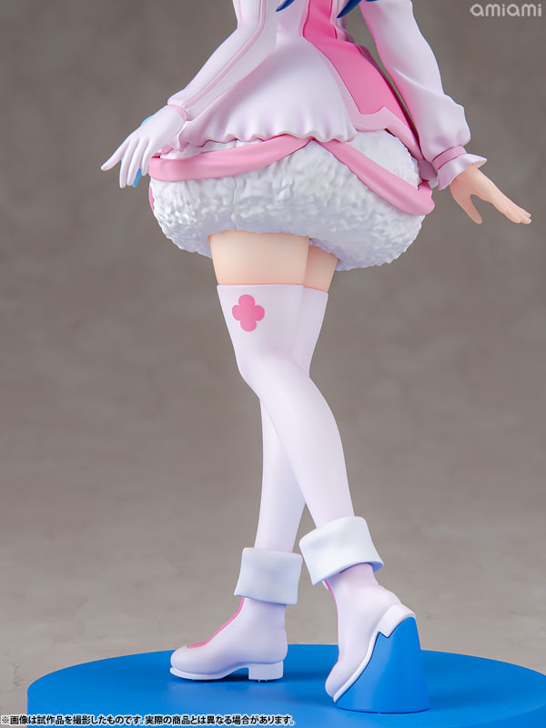 FIGURE-200079_21.jpg