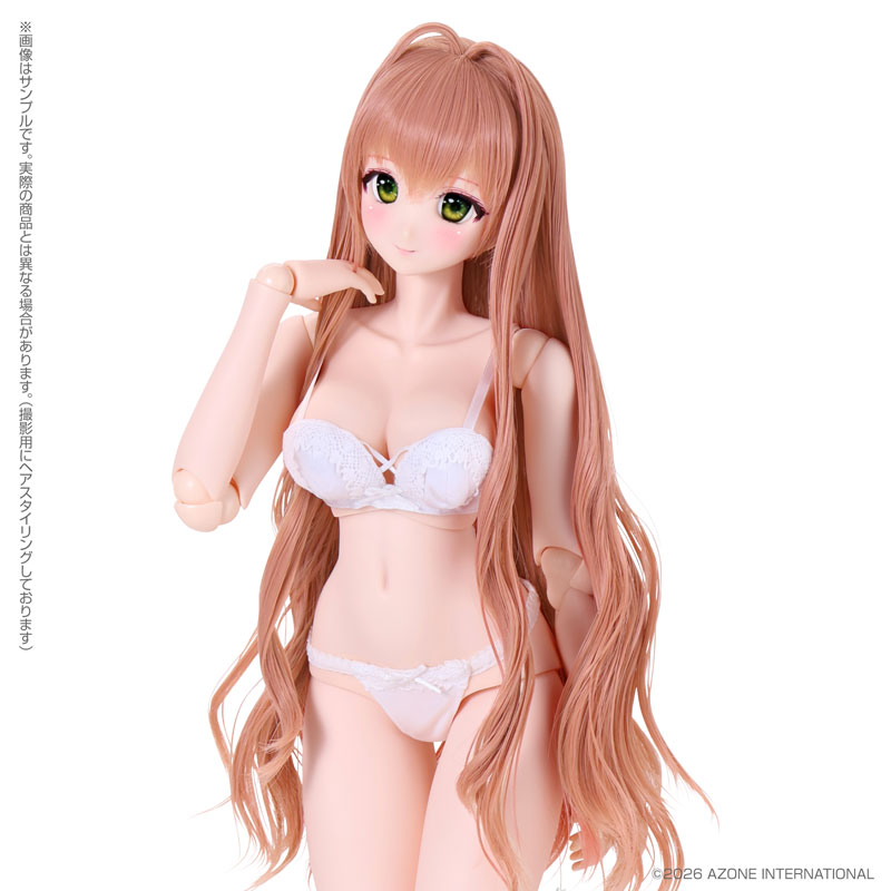 ユリヤ スカートと衣装 全体バランス クラシカルデザイン