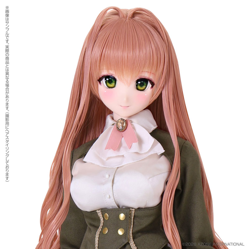 ユリヤ 後ろ姿 ウェーブヘア シルエット