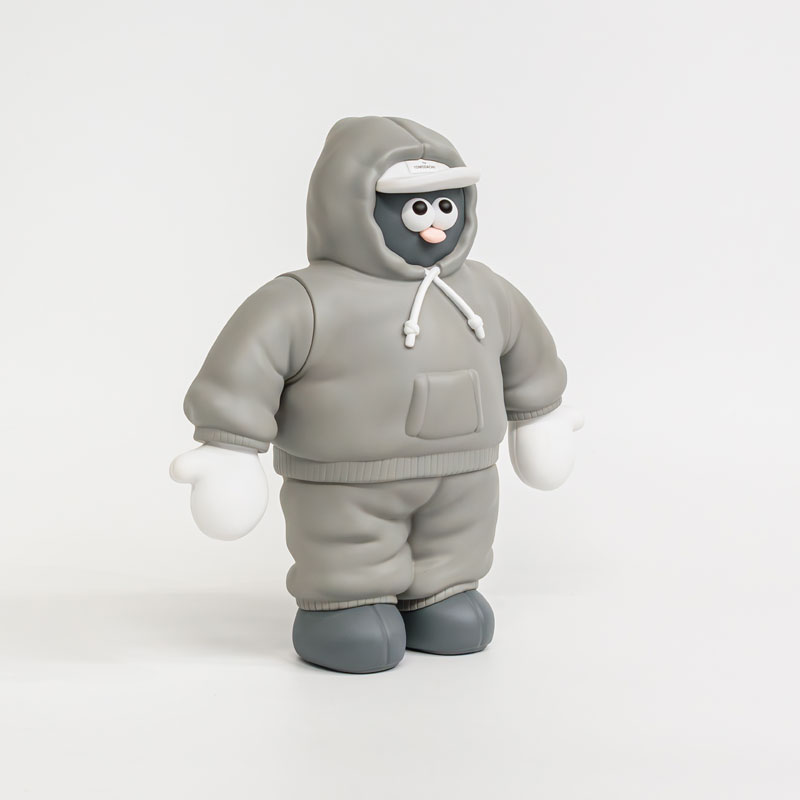 #2 スウェットを着たソフビのトモダチ！(グレー・キャップ)