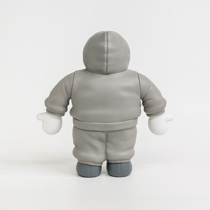 #2 スウェットを着たソフビのトモダチ！(グレー・キャップ)