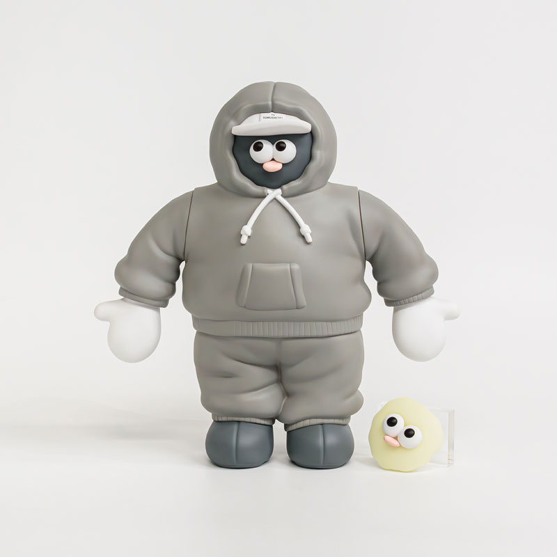 #2 スウェットを着たソフビのトモダチ！(グレー・キャップ)