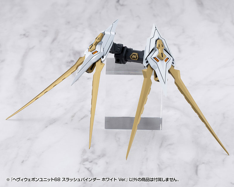 TOY-RBT-9156_04.jpg