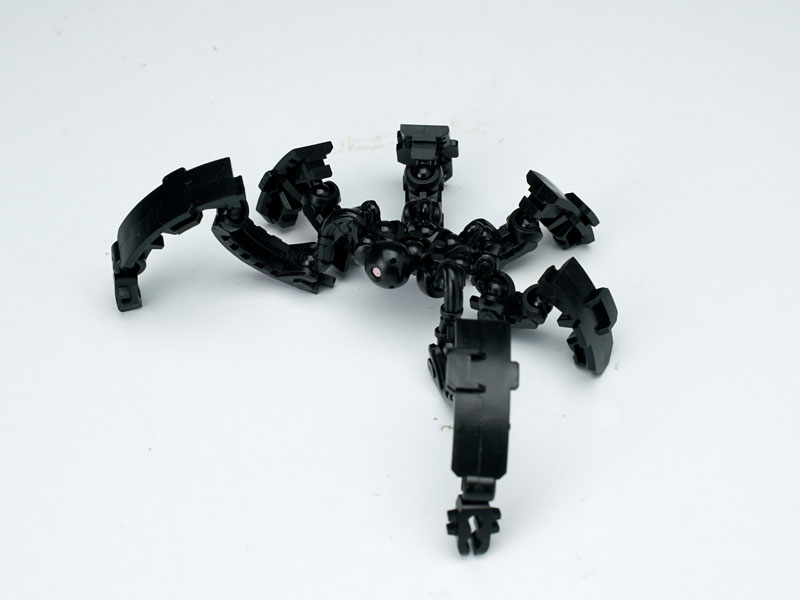 TOY-RBT-9302_01.jpg