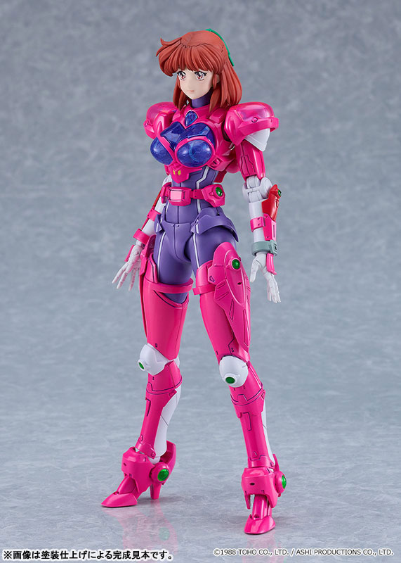 FIGURE-181152_05.jpg