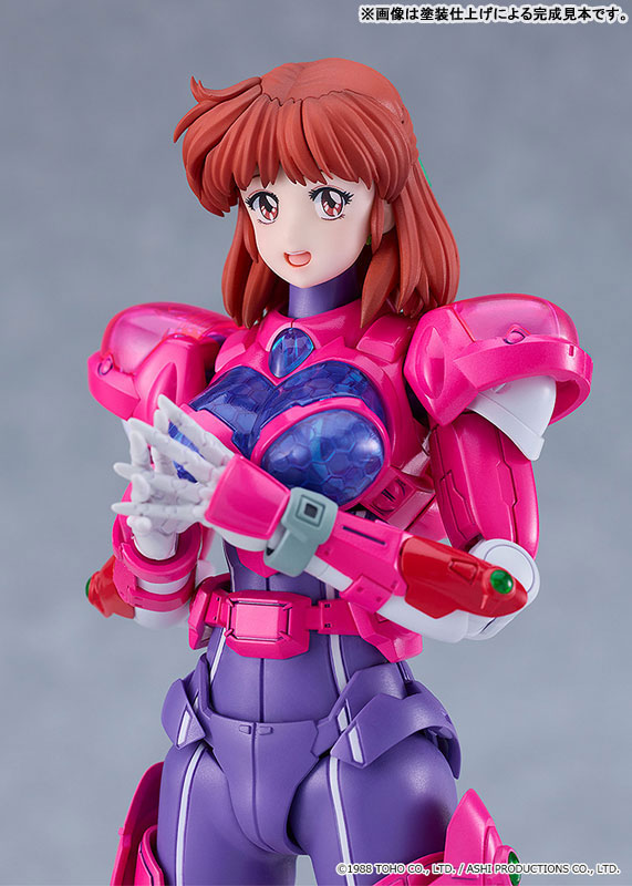 FIGURE-181152_08.jpg