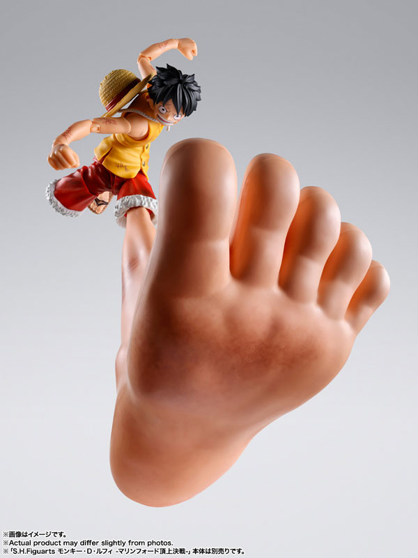FIGURE-200294_08.jpg