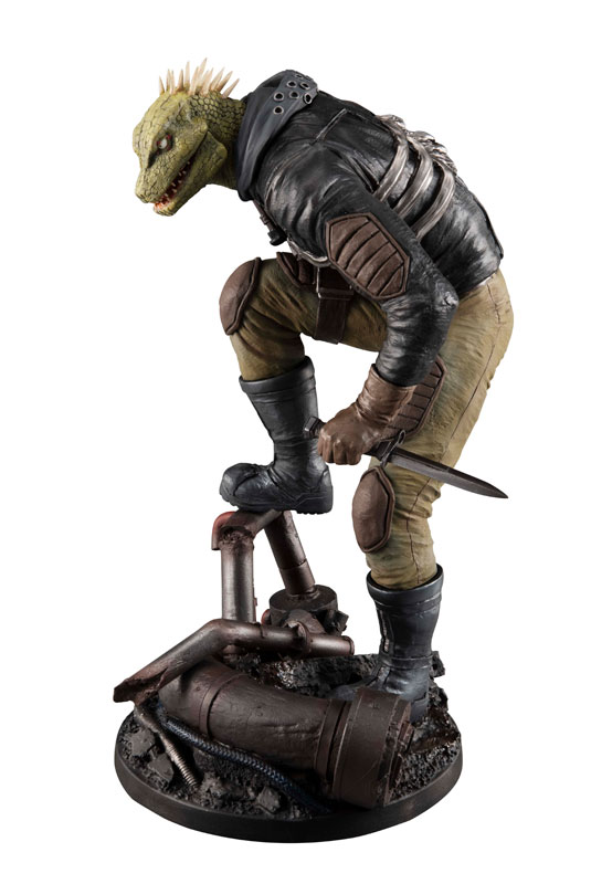 FIGURE-200368_03.jpg