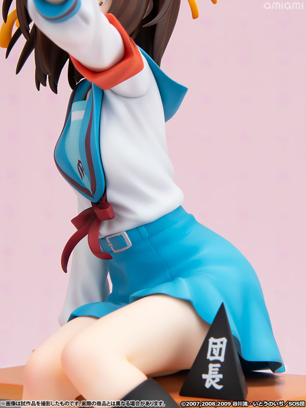FIGURE-200596_17.jpg
