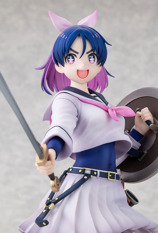 城ヶ峰亜希 フィギュア 足元の台座とプリーツスカート