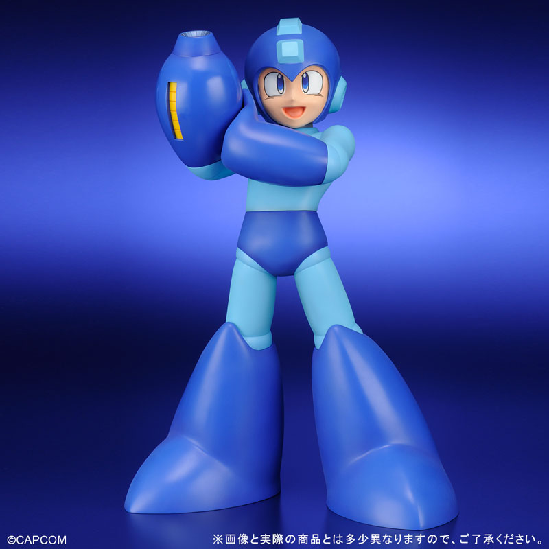 ギガンティックシリーズ ロックマン 完成品フィギュア