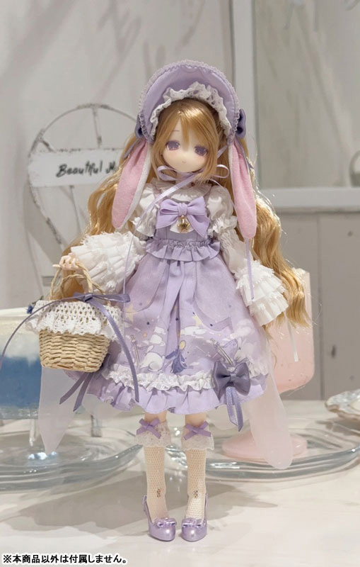 FIGURE-200934_01.jpg