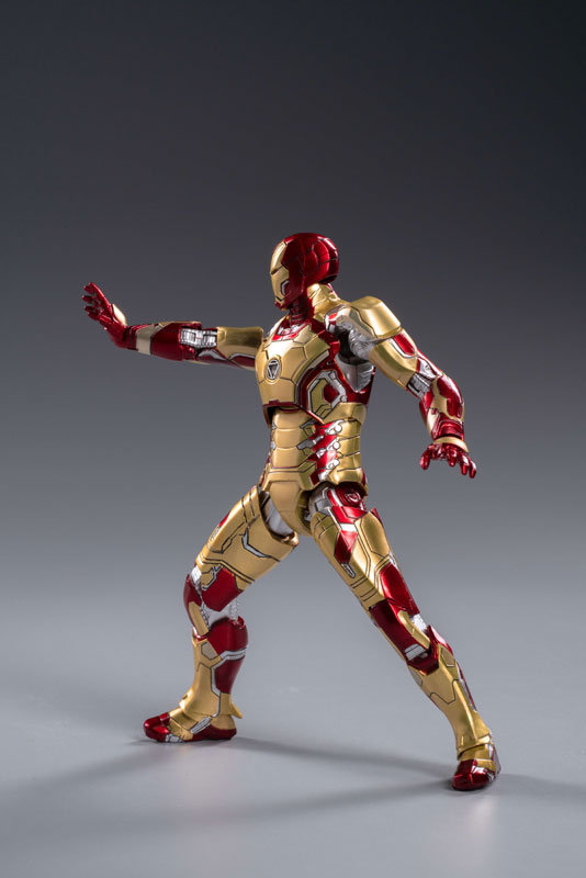 FIGURE-200937_09.jpg
