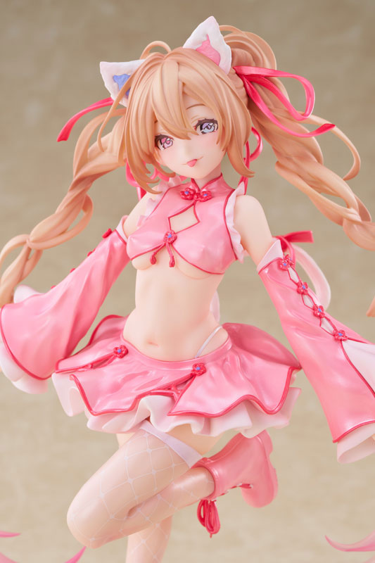 FIGURE-201003_03.jpg