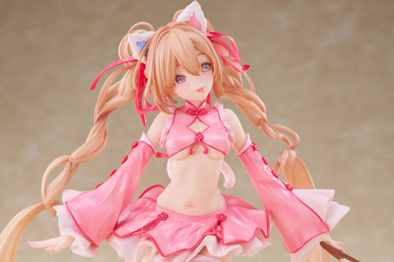 FIGURE-201003_04.jpg