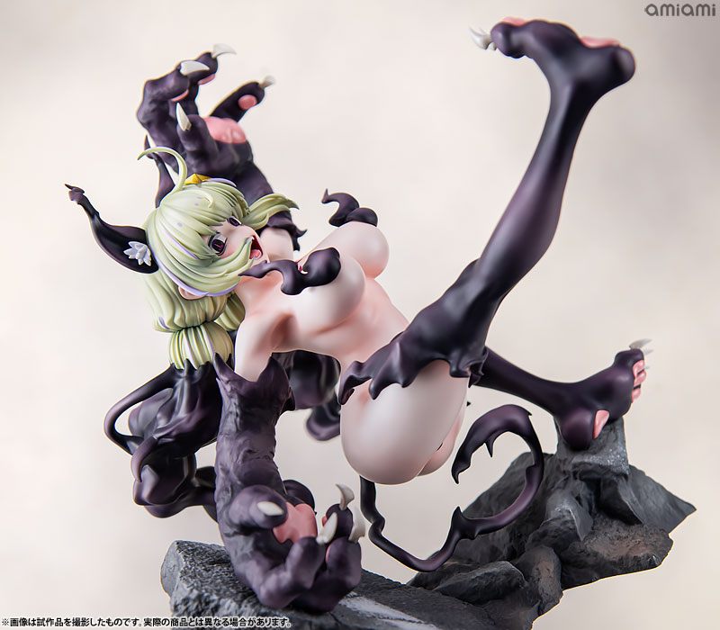 FIGURE-201005_29.jpg