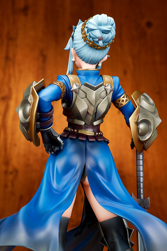 ユニコーンオーバーロード ヴァージニア[クラス：ヴァルキュリア] 1/7 完成品フィギュア