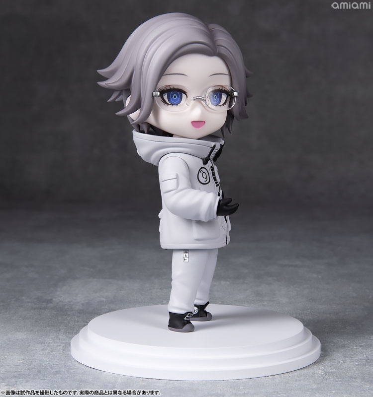 FIGURE-201150_08.jpg